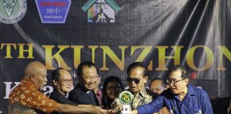 主徒会印尼坤甸中学75周年校庆