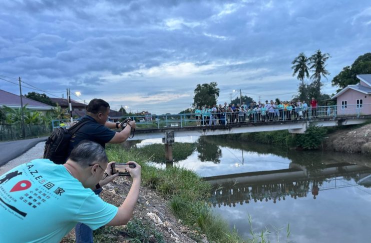 《主与我们同行》徒步朝圣之旅