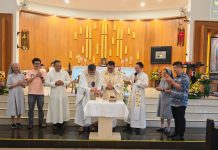 主显节感恩赞颂 修会庆九九周年