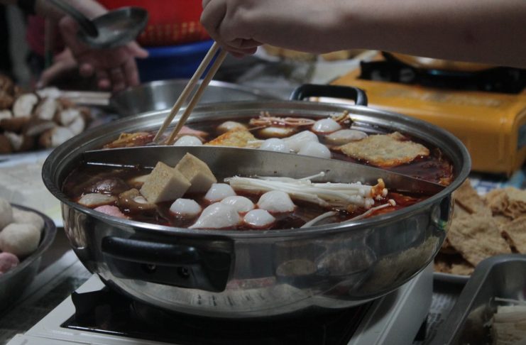 大专生与职青《回家》拜年暨火锅聚会